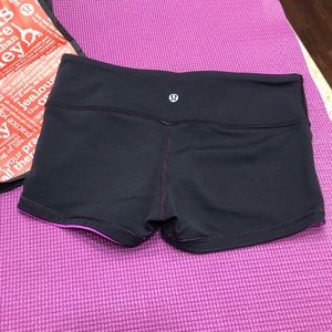 Lululemon Reversible Shorts Size 6 🍋🍋